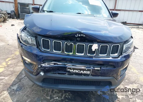 2020 Jeep Compass Latitude 4X4 from USA, damaged, VIN 3C4NJDBB8LT219613